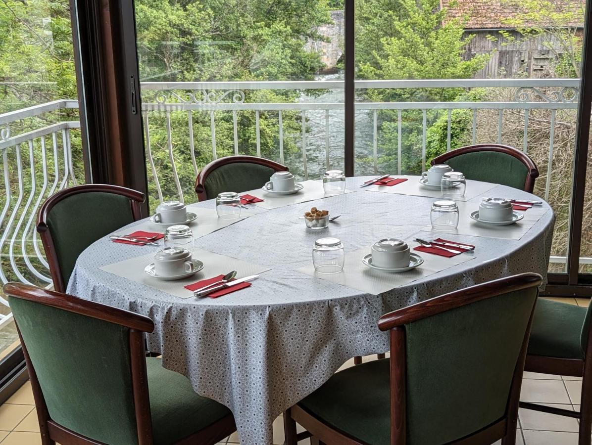 Auberge Audressein Buitenkant foto
